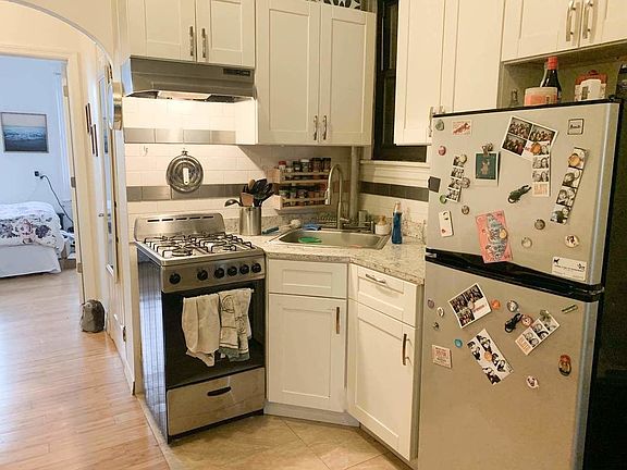 4th image of 186 Greenpoint Ave #3R
