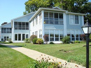 510 S Harkless Dr APT 5, Syracuse, IN 46567