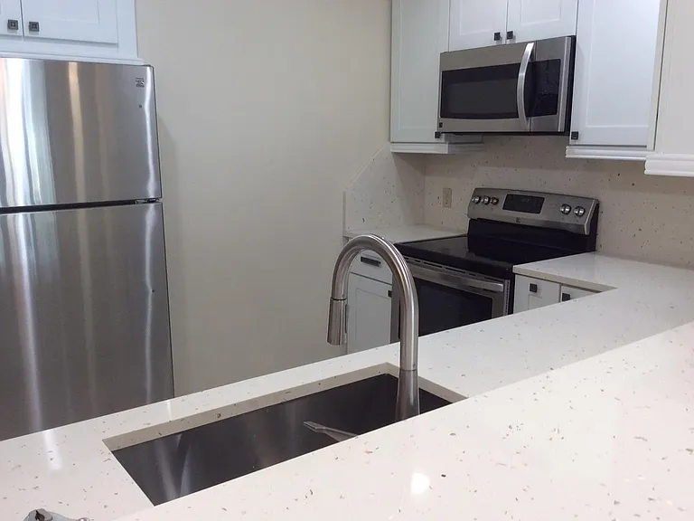 2339 Treasure Isle Dr #44 — Photo 4
