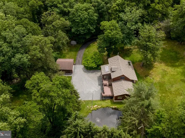 3591 Dogwood Ln, Riegelsville, PA 18077
