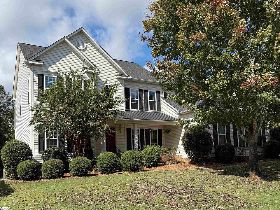 1st image of 109 Pond Terrace Ln
