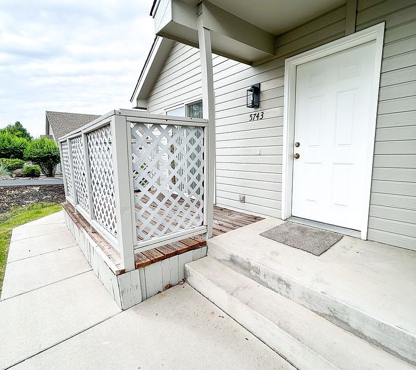 1st image of 5743-5745 Glenridge Way #5747