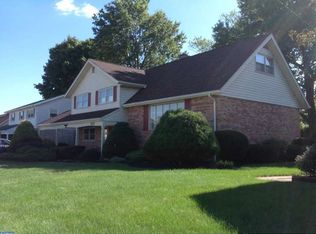 1112 Lilac Ln, Reading, PA 19609