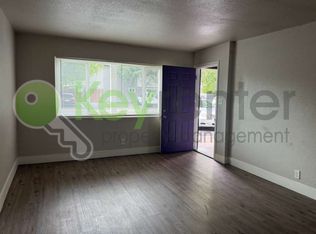 5720 Falconer Way APT B, Sacramento, CA 95824