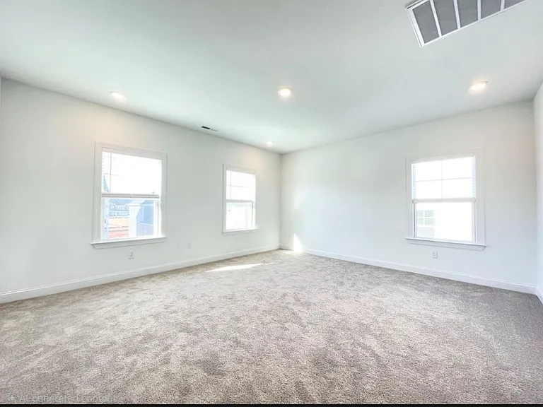 1452 Hazelnut Ridge Ln — Photo 13