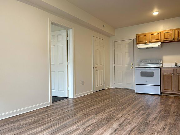 5th image of 444 Sawyer St APT 7