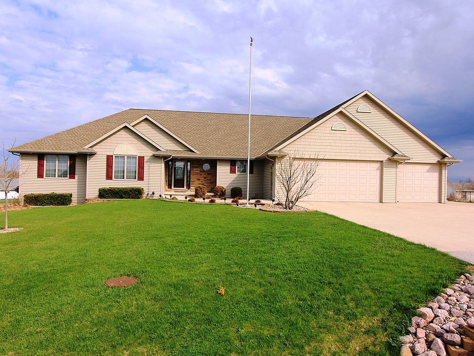 1st image of 3358 Egret Dr