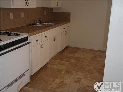 2nd image of 4870 Pescadero Ave
