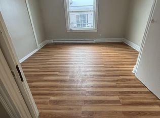 605 E 9th Ave APT 1, Tarentum, PA 15084