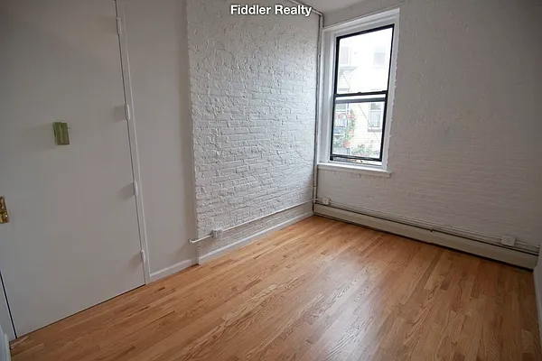 Rented by Fiddler Realty | media 13