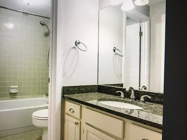 109 N Main St APT 1011, Memphis, TN 38103