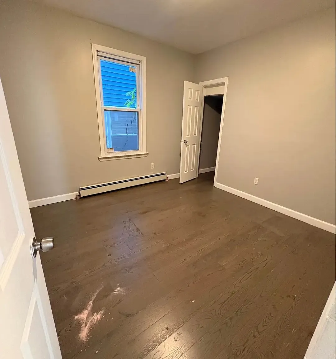 4 bed, $3,200 — Photo 3