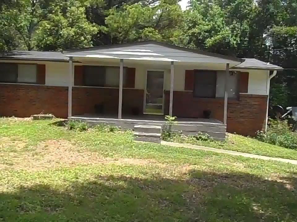 1st image of 110 Robinhood Dr