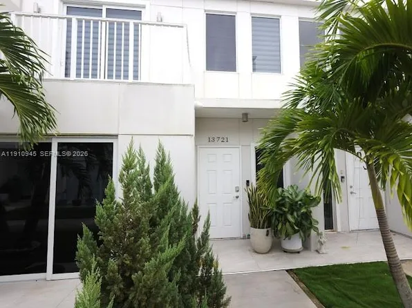 13721 SW 259th Ln, Homestead, FL 33032