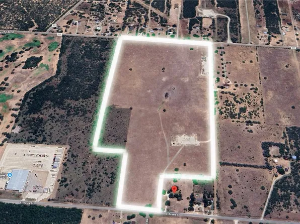 1319 E Travis St, Falfurrias, TX 78355