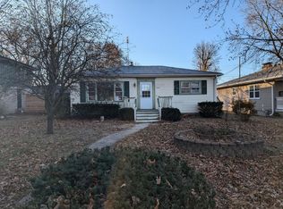 1414 Grand Ave, Edwardsville, IL