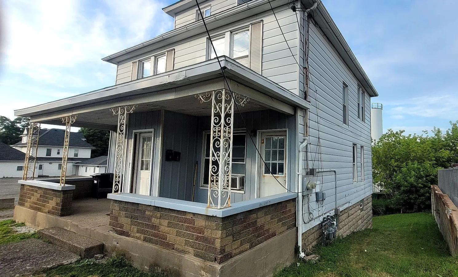 2 bed, 780 sqft, $725 — Photo 1