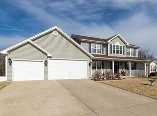 4715 Providence Woods Cir, Wentzville, MO 63385
