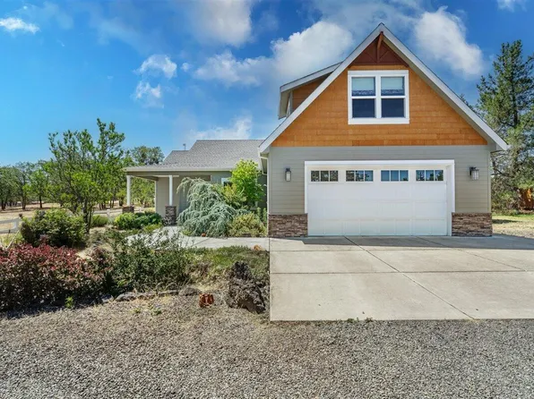 1712 Stevens Rd, Eagle Pt, OR 97524