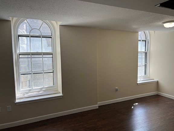 3rd image of 201 Thorndike St Unit 1-27