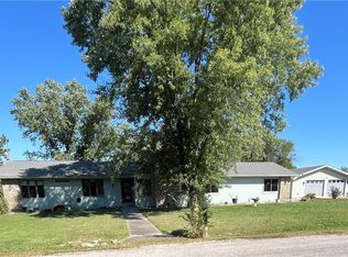 1620 Neosho St, Humboldt, KS 66748