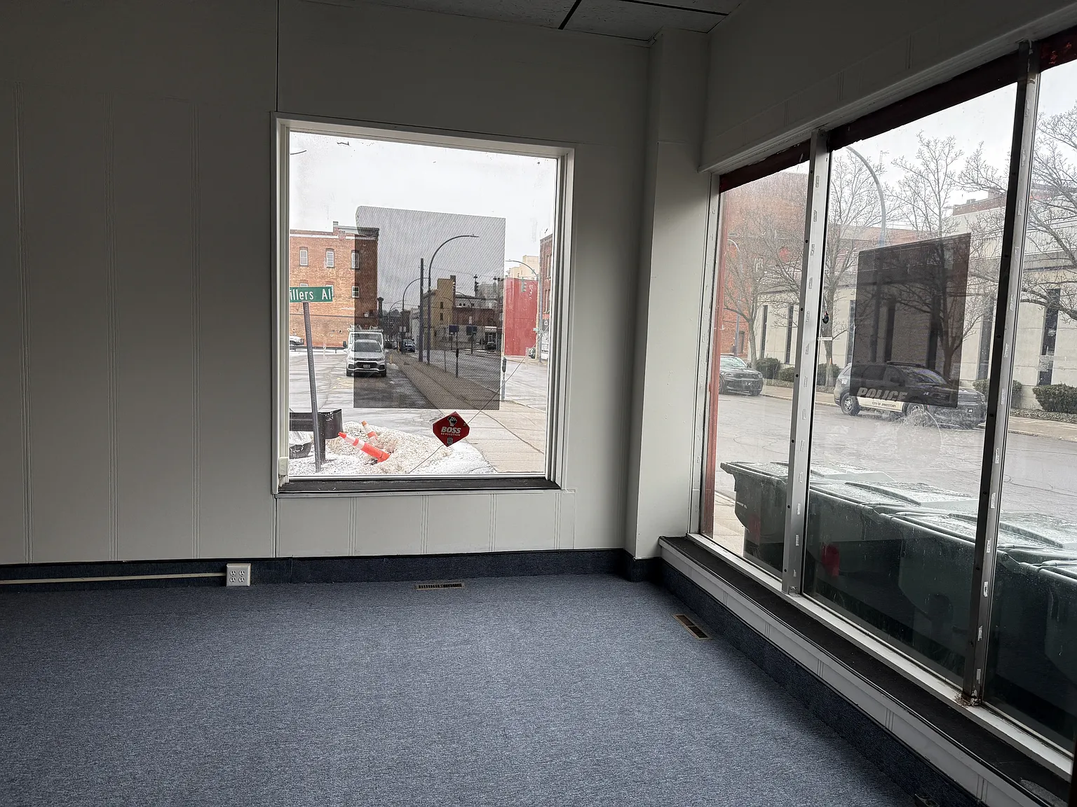 212-218 East 2nd Street - Store 4 — Photo 2