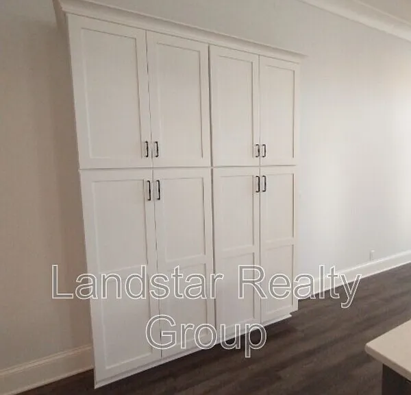 10514 Meeting St #201 — Photo 22