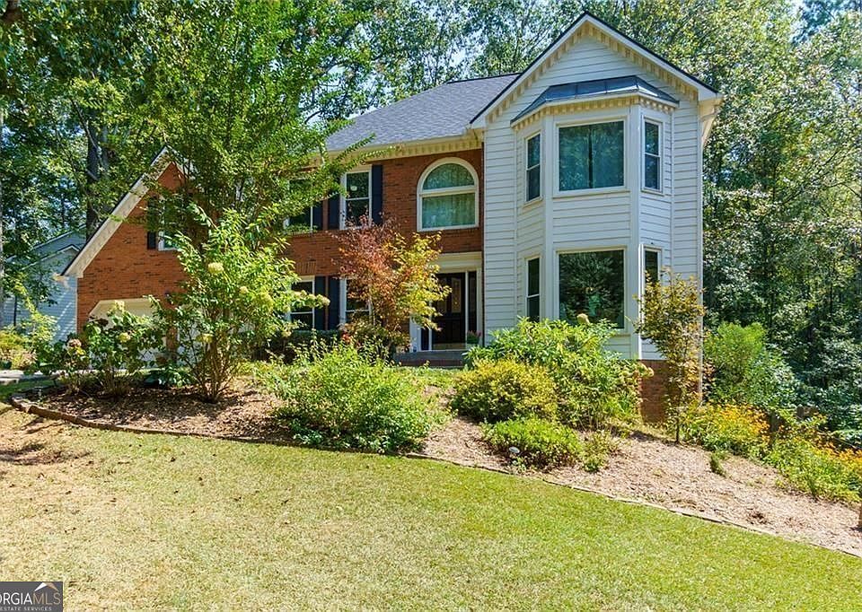 1st image of 2206 Heritage Trace Dr