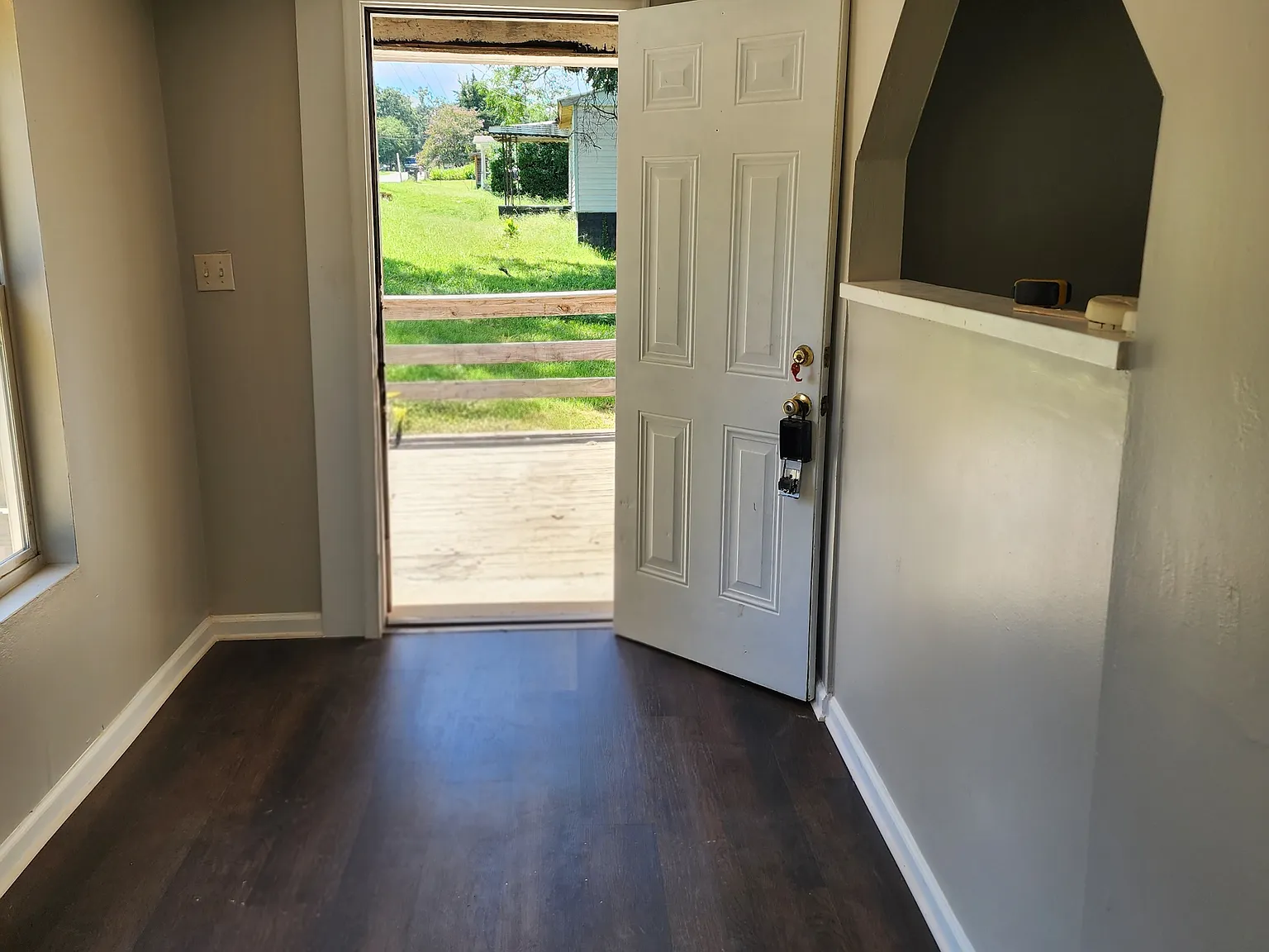 455 Dogwood Circle Unit B - 1 — Photo 3