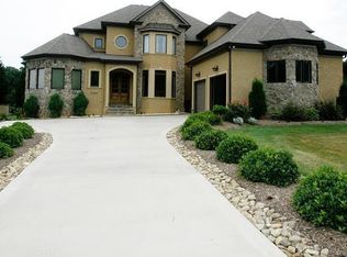 2546 Fox Hollow Rd, Mint Hill, NC 28227