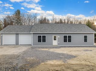 4 Ava Dr, Sabattus, ME 04280