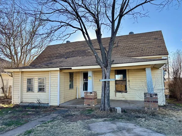 407 N 6th St, Sayre, OK 73662