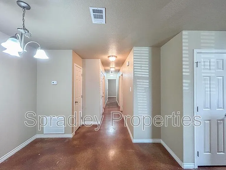 1560 Chance Ct — Photo 6