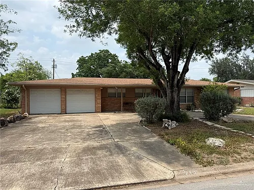 710 Camellia Ave Photo 1