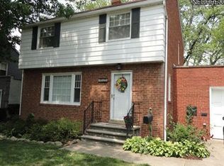 4827 Edsal Dr, Lyndhurst, OH