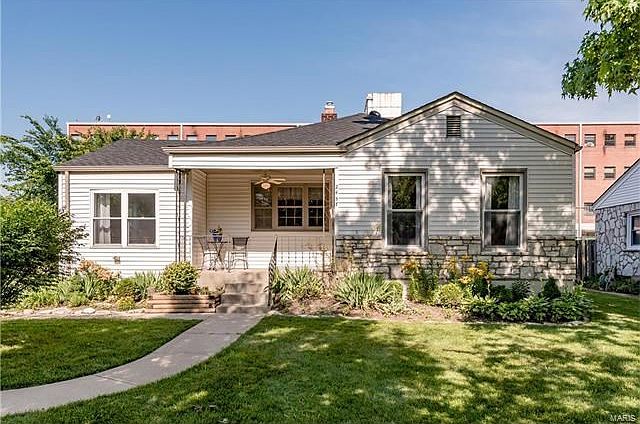 Welcome to 2457 Kentland Drive! A charming updated ranch home located in a quiet sought-after neighborhood in Brentwood.