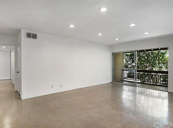 2nd image of 25718 Hogan Dr Unit C10