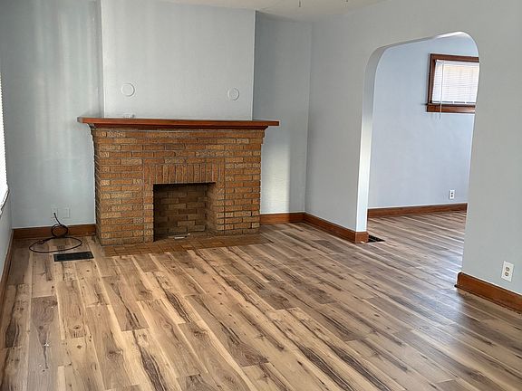 4th image of 1410 Blake St