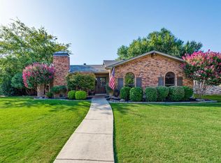 453 Woodway Dr, Coppell, TX 75019
