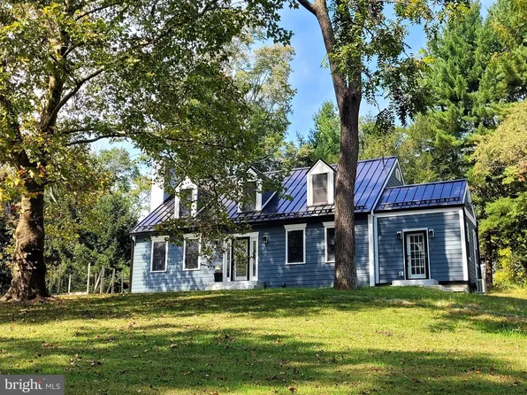 6 McCarthy Dr, Chadds Ford, PA 19317