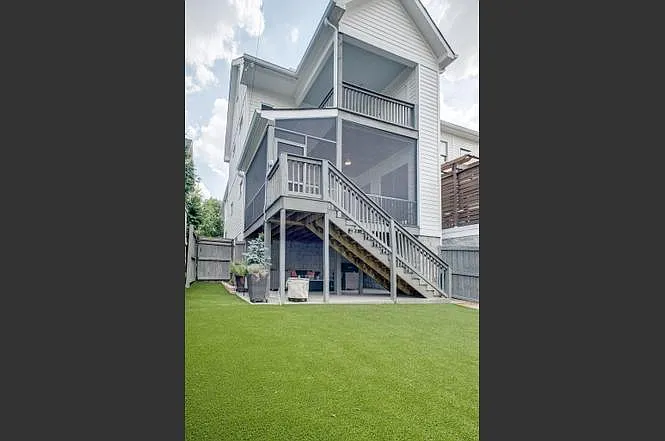 1106 Caldwell Ave — Photo 9