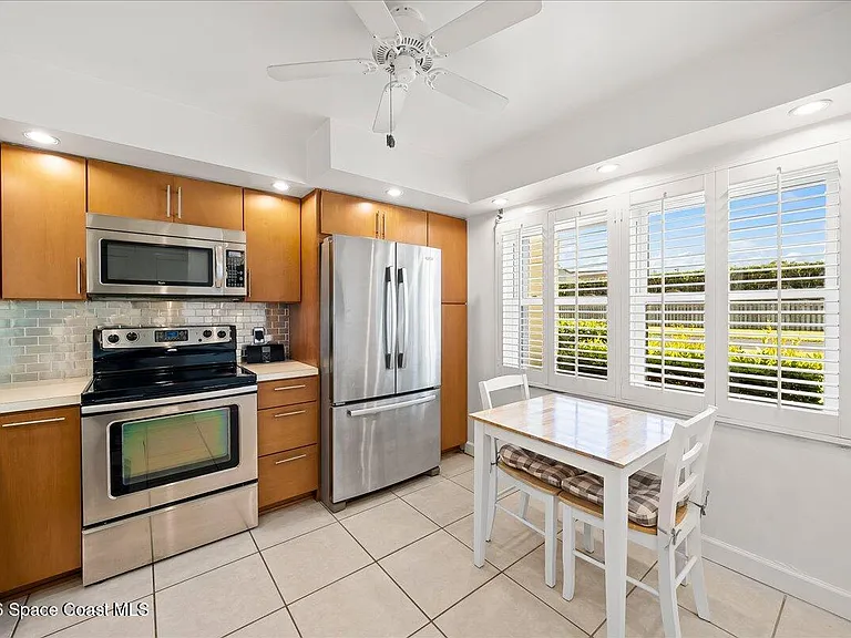 2050 Atlantic St #316 — Photo 6