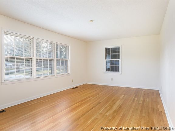 5th image of 513 Lancaster Rd