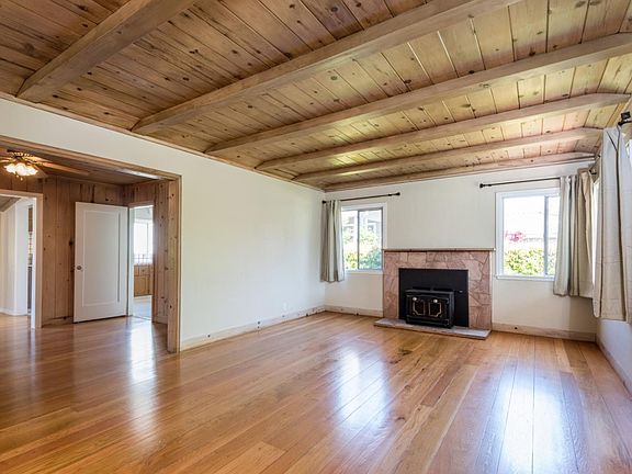 2nd image of 2120 Brewster Ave