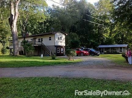 304 Reubens Lane
						:
						View from Road with picnic pavilion