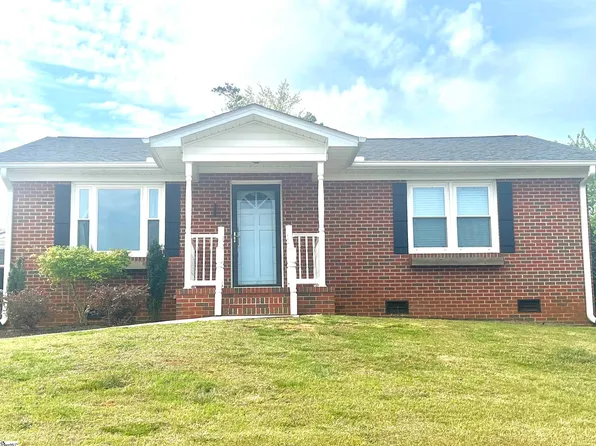111 King James Rd, Seneca, SC 29678