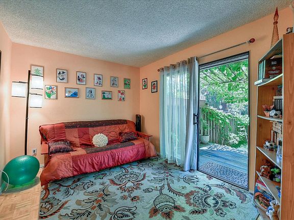 3rd image of 2120 Oak Creek Pl