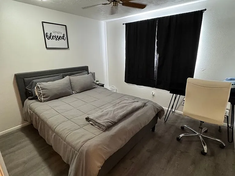 225 Kashmir Ct SE — Photo 18