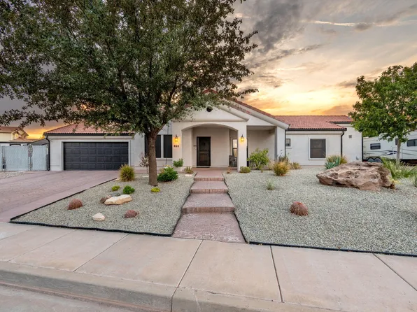 621 N Palm Cir, Washington, UT 84780