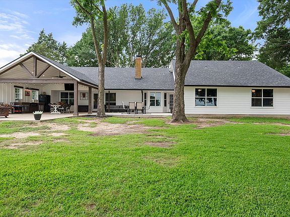 2nd image of 114 SE County Road 3187